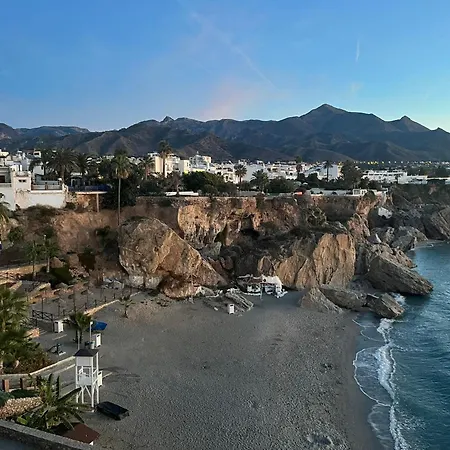 Appartement Nuevo Con Parking Y A 300 Metros Playa Nerja