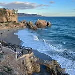 Apartmán Nuevo Con Parking Y A 300 Metros Playa Nerja