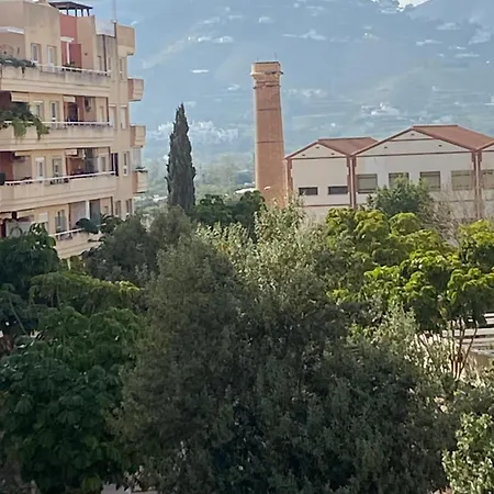 Nuevo Con Parking Y A 300 Metros Playa