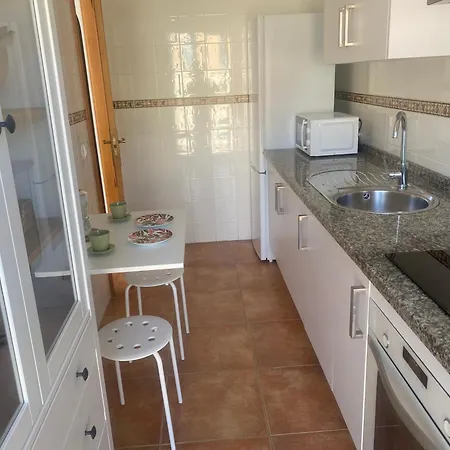 Apartamento Nuevo Con Parking Y A 300 Metros Playa Nerja