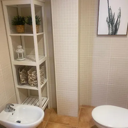 Apartament Nuevo Con Parking Y A 300 Metros Playa Nerja
