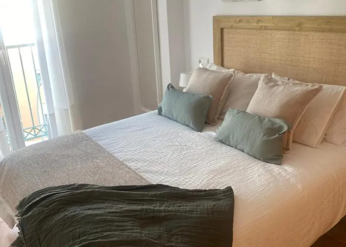 Nuevo Con Parking Y A 300 Metros Playa 内尔哈