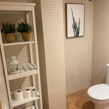 Nuevo Con Parking Y A 300 Metros Playa