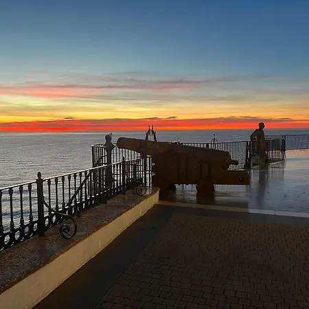 Lägenhet Nuevo Con Parking Y A 300 Metros Playa